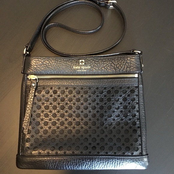 kate spade Handbags - Kate Spade Black Crossbody Bag